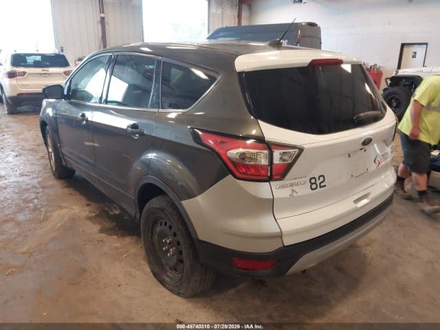 2017 FORD ESCAPE SE 3