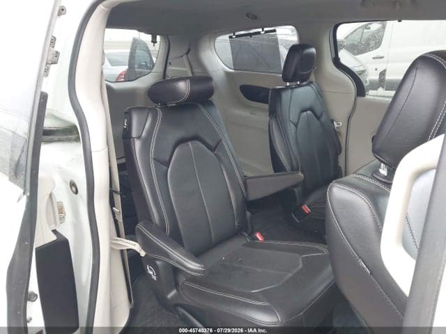 2022 CHRYSLER PACIFICA TOURING L 8