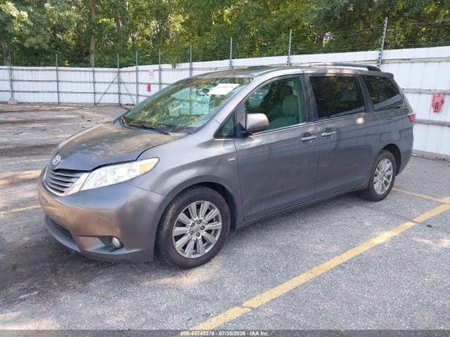 2017 TOYOTA SIENNA XLE 7 PASSENGER 2