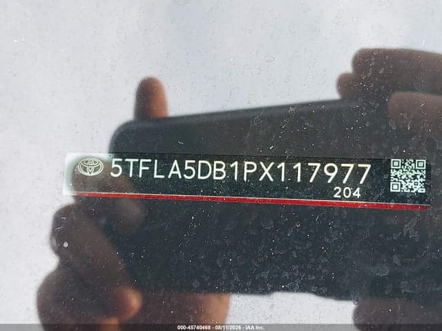 2023 TOYOTA TUNDRA SR5 17