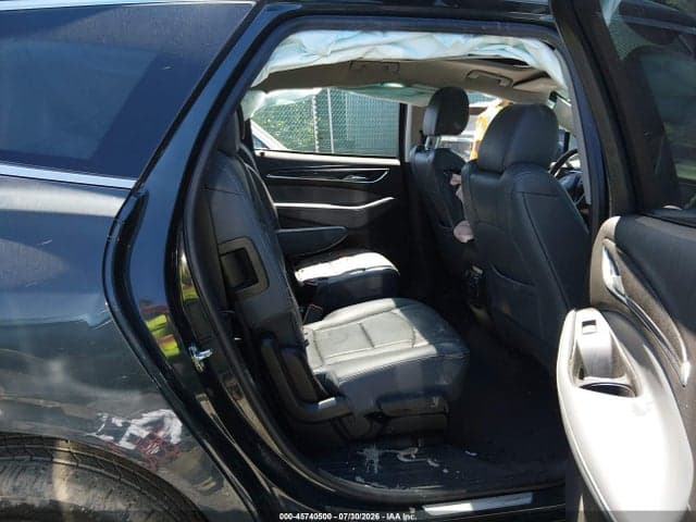 2019 BUICK ENCLAVE AWD ESSENCE 8