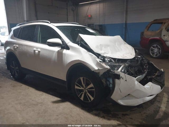 2017 TOYOTA RAV4 XLE 6