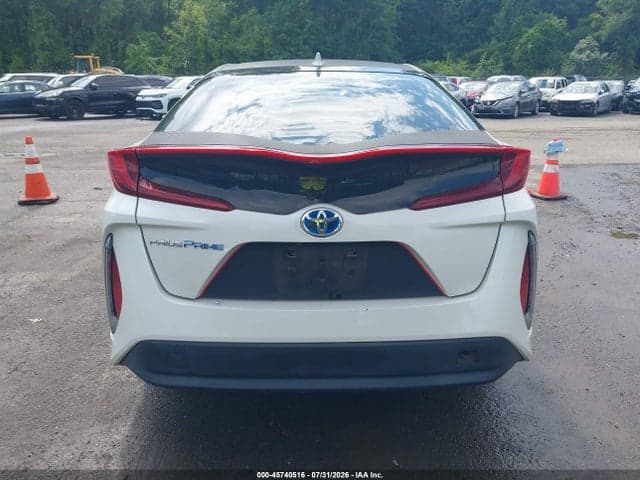 2017 TOYOTA PRIUS PRIME PREMIUM 16