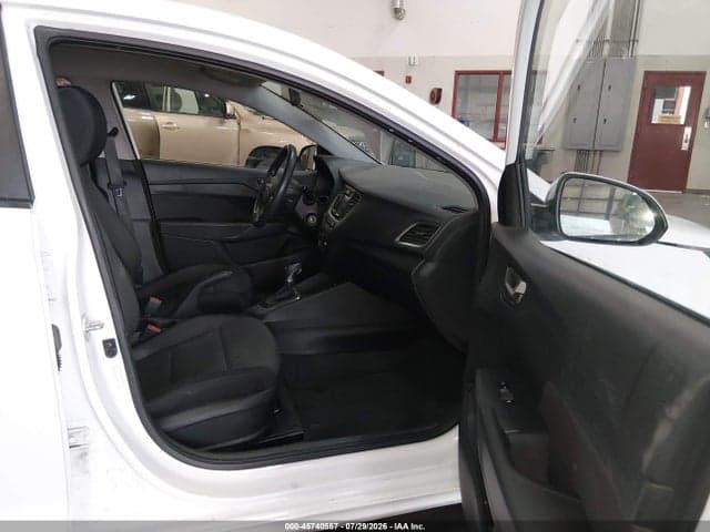 2019 HYUNDAI ACCENT SE 5