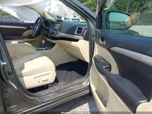 2019 TOYOTA HIGHLANDER XLE 5