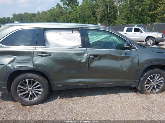 2019 TOYOTA HIGHLANDER XLE 6