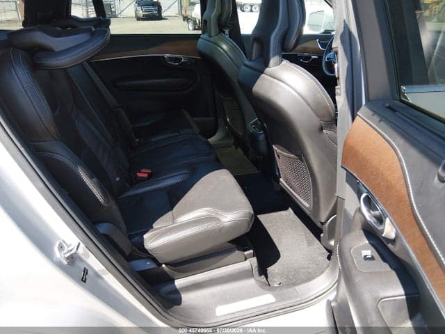 2017 VOLVO XC90 T6 INSCRIPTION 8