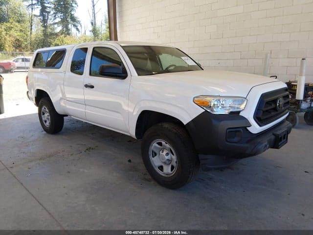 2022 TOYOTA TACOMA SR