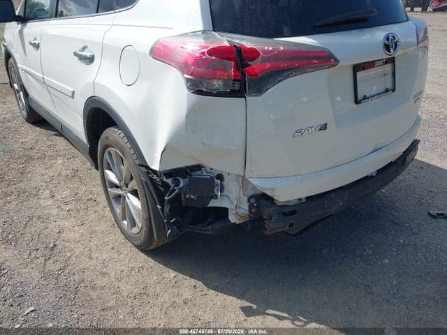 2017 TOYOTA RAV4 LIMITED 6