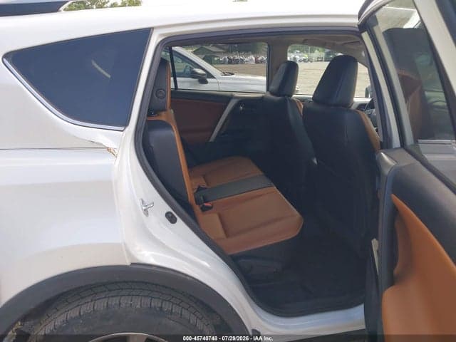 2017 TOYOTA RAV4 LIMITED 8