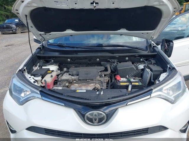 2017 TOYOTA RAV4 LIMITED 10