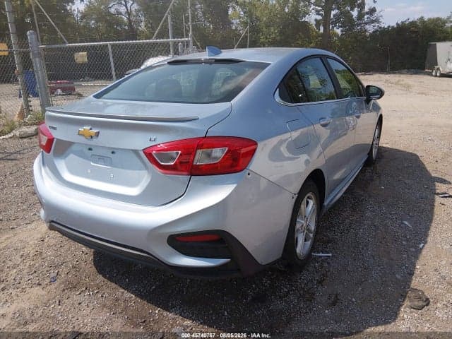2017 CHEVROLET CRUZE LT AUTO 4