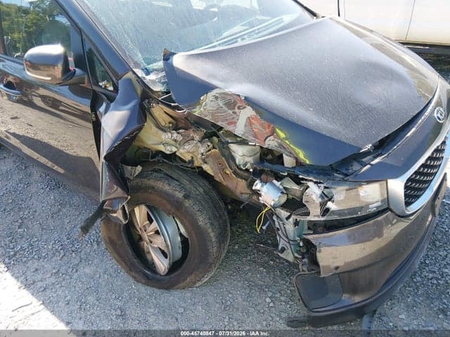 2017 KIA SEDONA LX 17