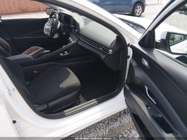 2026 HYUNDAI ELANTRA SE 5