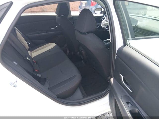 2026 HYUNDAI ELANTRA SE 8