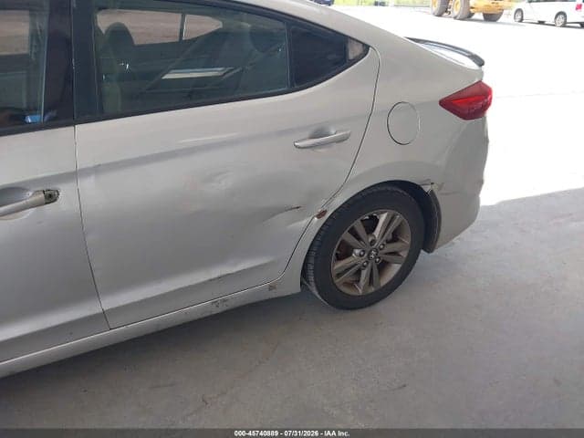 2018 HYUNDAI ELANTRA SEL 6