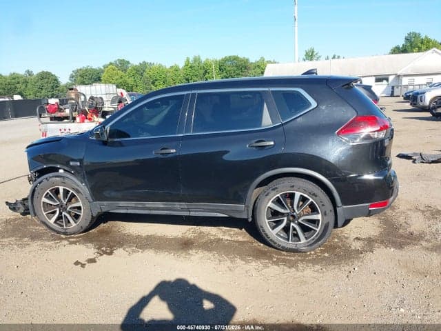 2017 NISSAN ROGUE S/SL/SV 15