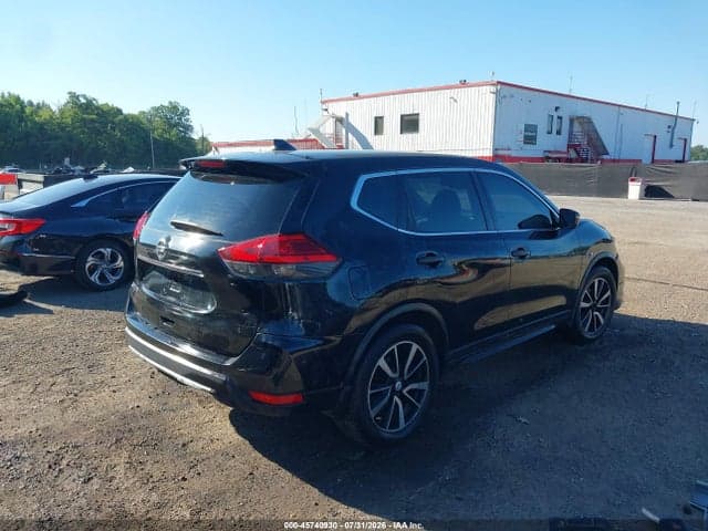 2017 NISSAN ROGUE S/SL/SV 4
