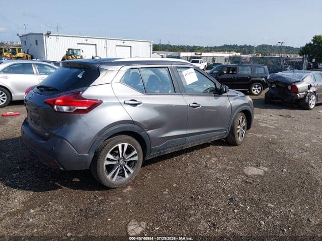 2020 NISSAN KICKS SV XTRONIC CVT 4