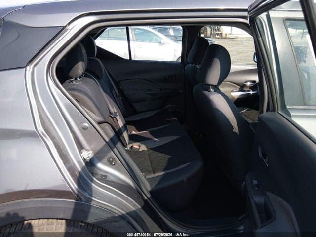 2020 NISSAN KICKS SV XTRONIC CVT 8