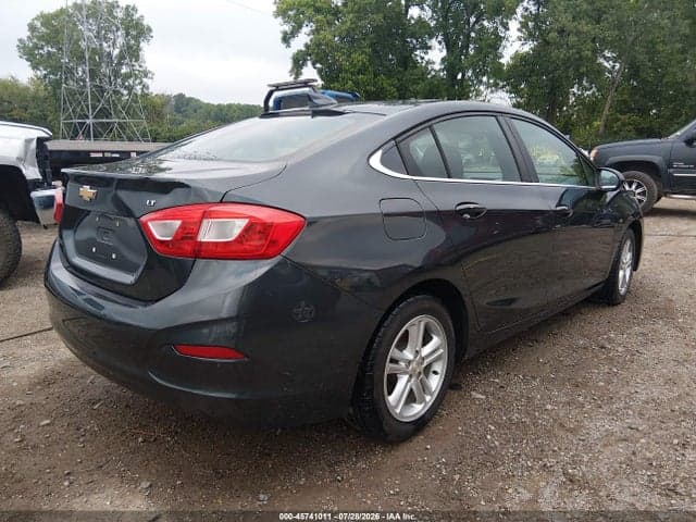 2017 CHEVROLET CRUZE LT AUTO 4