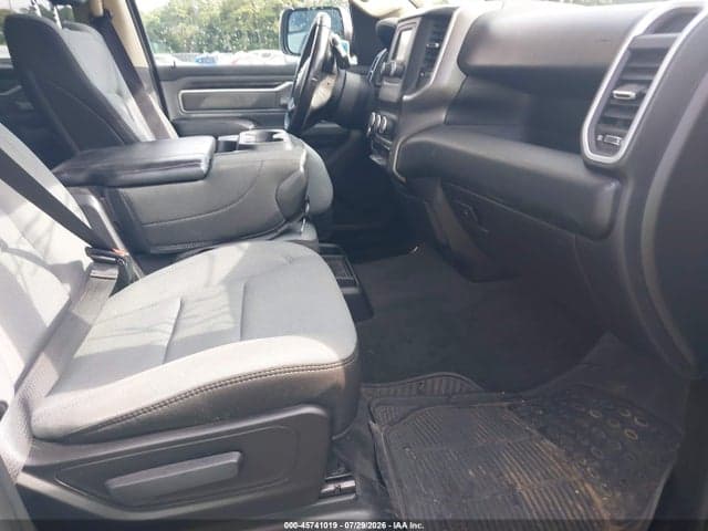 2020 RAM 1500 BIG HORN 4X4 6'4 BOX 5