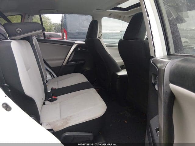 2018 TOYOTA RAV4 XLE 8
