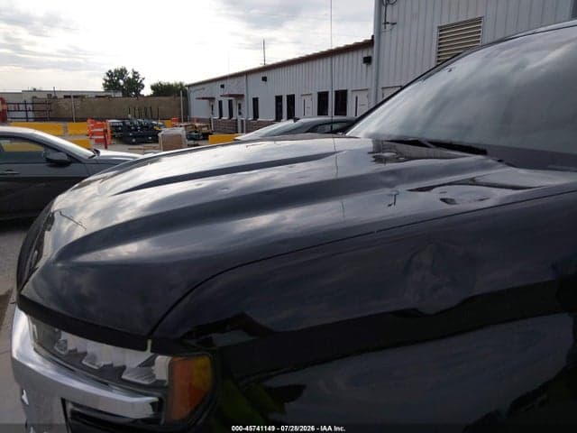2019 CHEVROLET SILVERADO 1500 LT 6