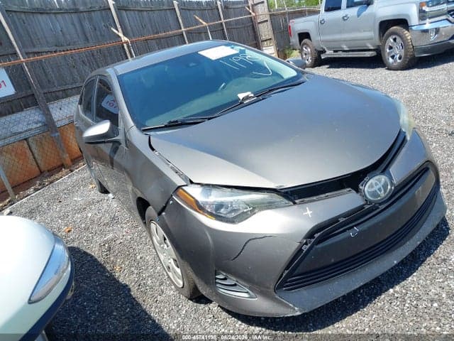 2018 TOYOTA COROLLA LE 1