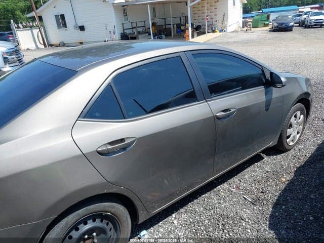 2018 TOYOTA COROLLA LE 4
