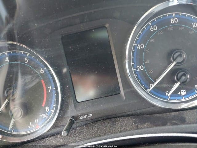 2018 TOYOTA COROLLA LE 7
