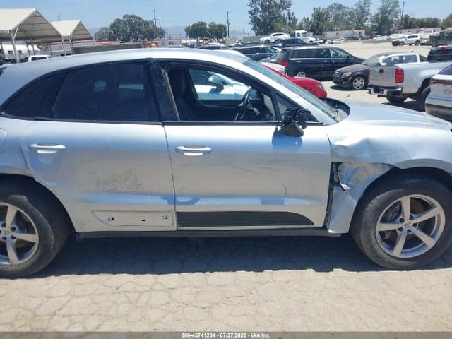 2021 PORSCHE MACAN 6