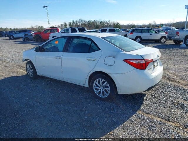 2018 TOYOTA COROLLA LE 3