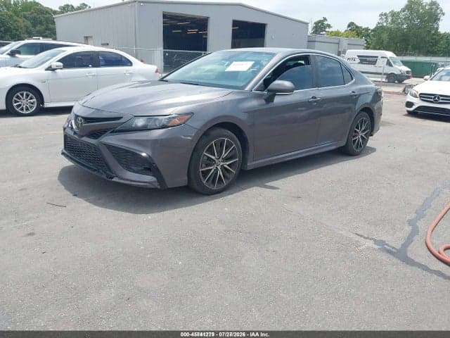 2023 TOYOTA CAMRY SE 2