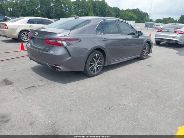 2023 TOYOTA CAMRY SE 4