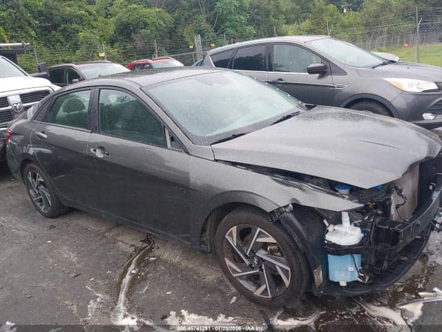 2024 HYUNDAI ELANTRA SEL 14