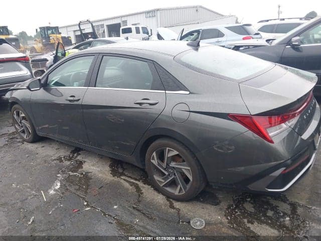 2024 HYUNDAI ELANTRA SEL 15