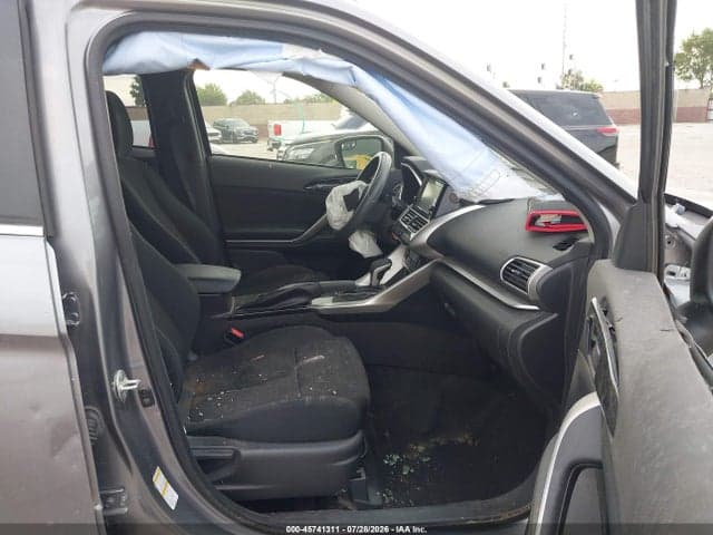 2019 MITSUBISHI ECLIPSE CROSS ES 5