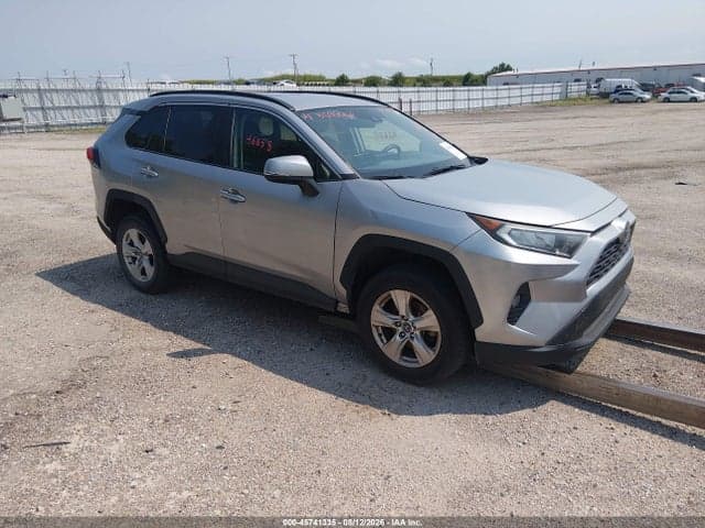 2020 TOYOTA RAV4 XLE 1