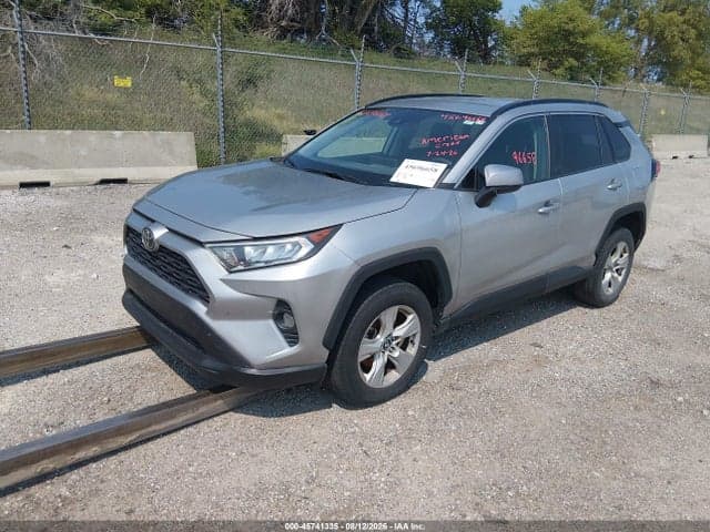 2020 TOYOTA RAV4 XLE 2