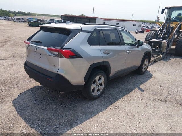 2020 TOYOTA RAV4 XLE 4