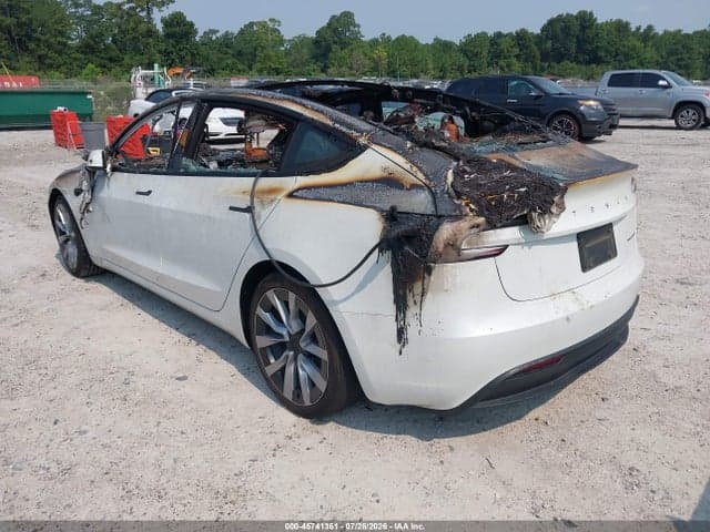 2024 TESLA MODEL 3 LONG RANGE DUAL MOTOR ALL-WHEEL DRIVE 3