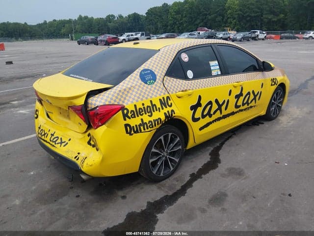 2019 TOYOTA COROLLA SE 4