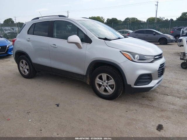 2017 CHEVROLET TRAX LT - 1