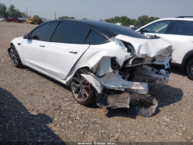 2022 TESLA MODEL 3 PERFORMANCE DUAL MOTOR ALL-WHEEL DRIVE 3