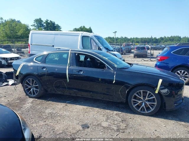 2018 VOLVO S90 T6 MOMENTUM 14