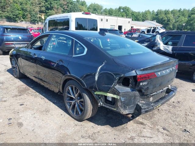 2018 VOLVO S90 T6 MOMENTUM 3