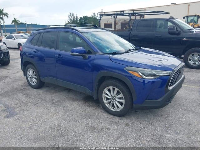 2023 TOYOTA COROLLA CROSS LE - 1