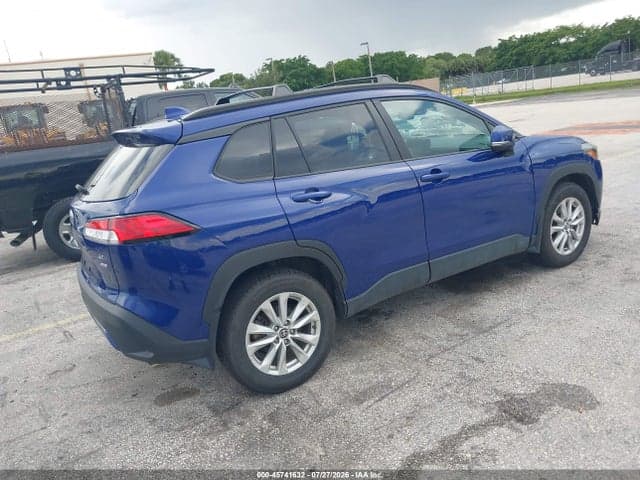 2023 TOYOTA COROLLA CROSS LE 4