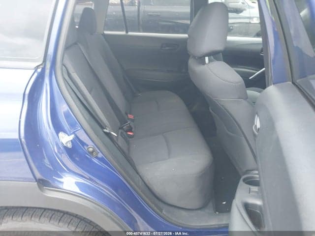 2023 TOYOTA COROLLA CROSS LE 8
